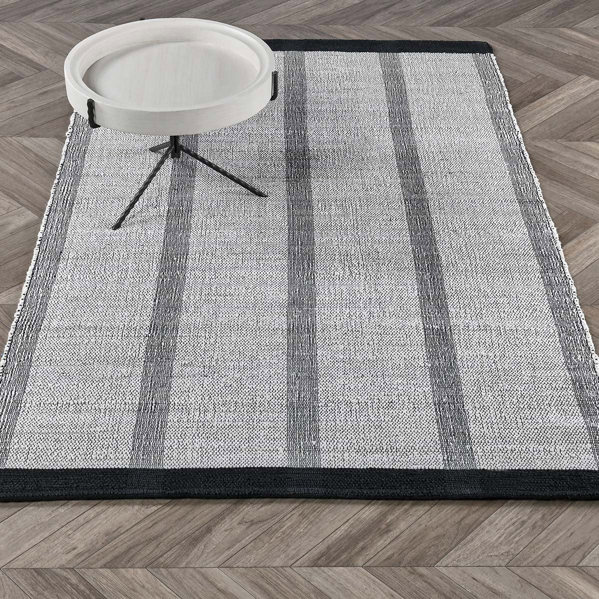 Ivory/Black 70% Jute Jute & Seagras Kochi Stripe Rug Collection
