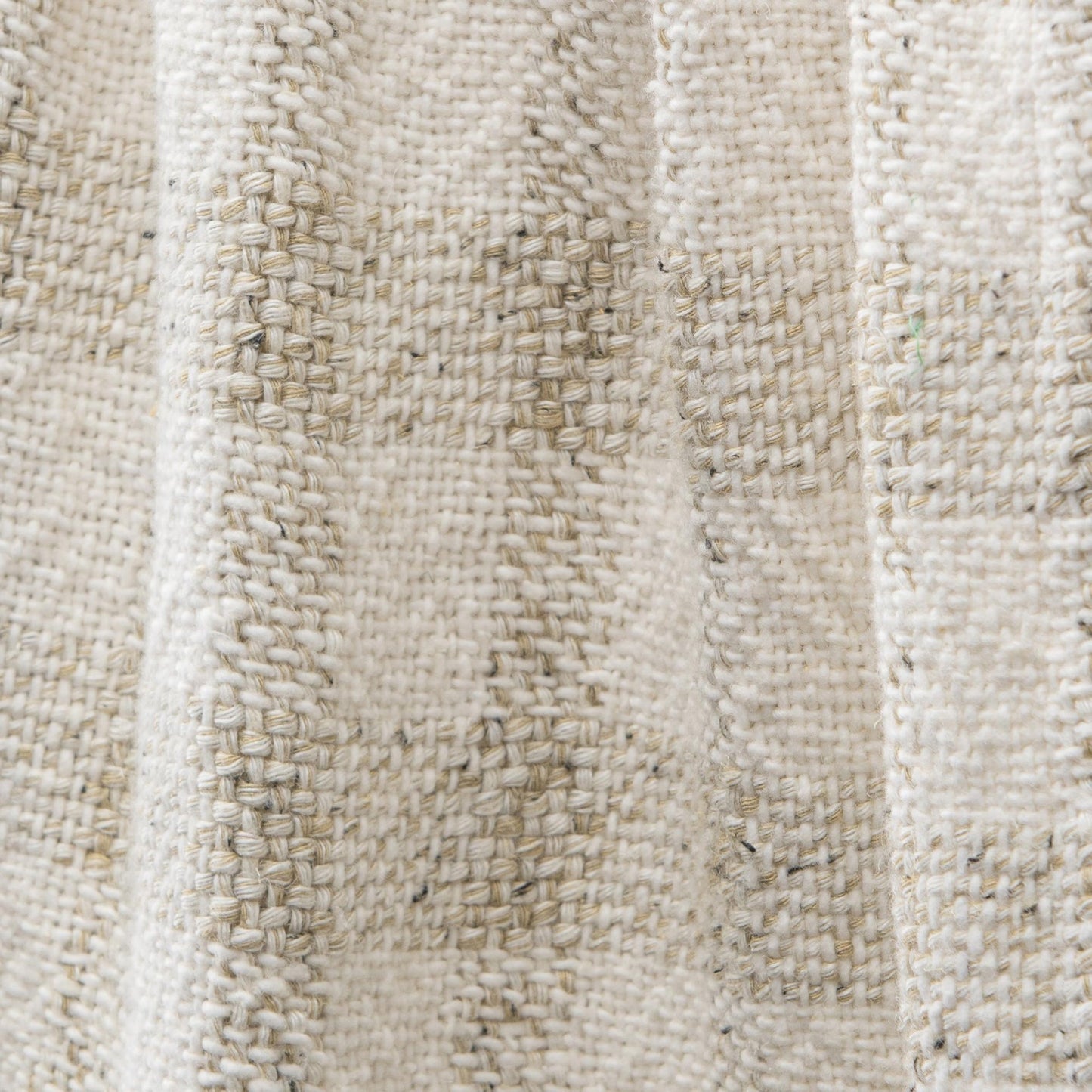 Natural/Ivory 70% Viscose Blankets & Throw TC Sari Throw 50x70 Collection