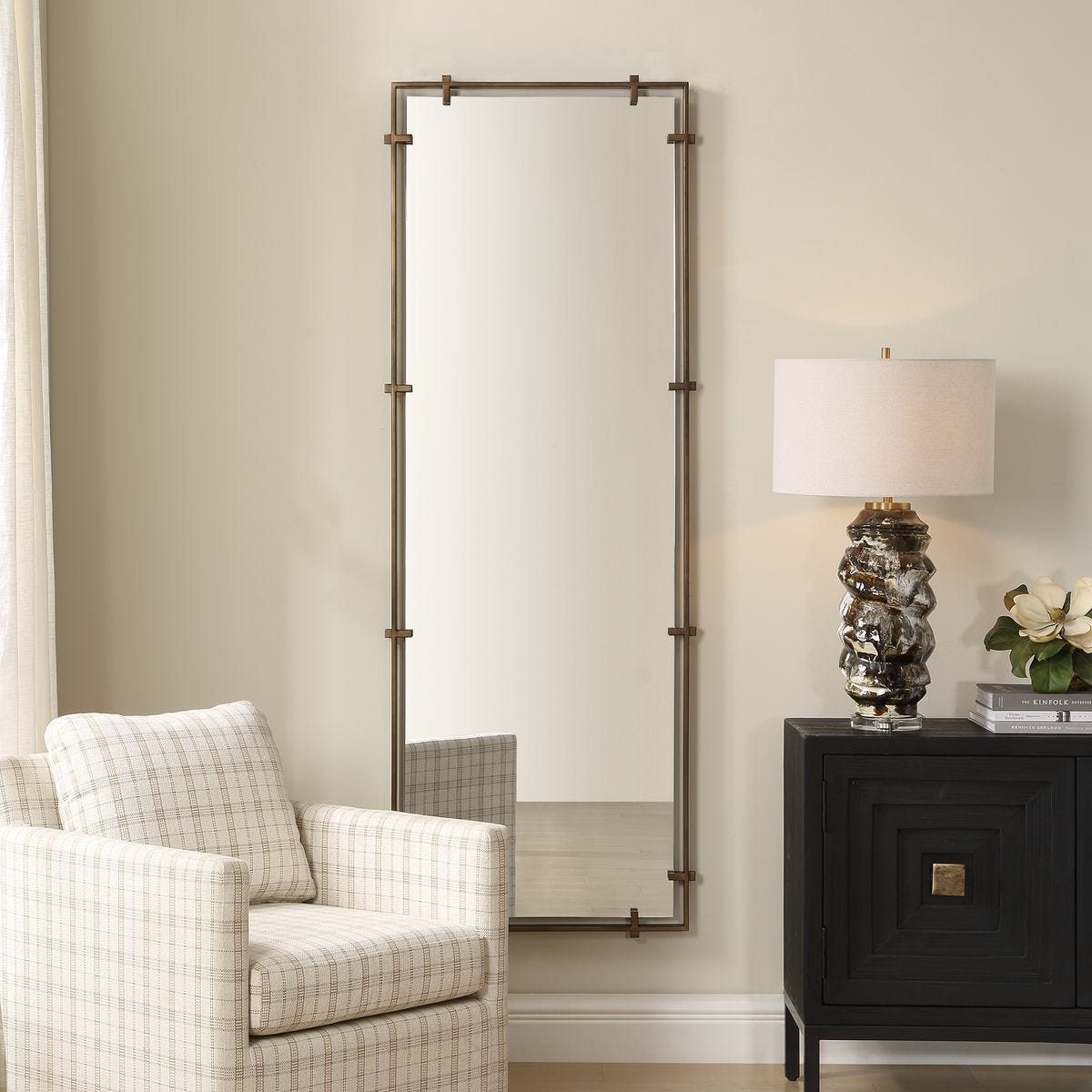 Curated Mirror