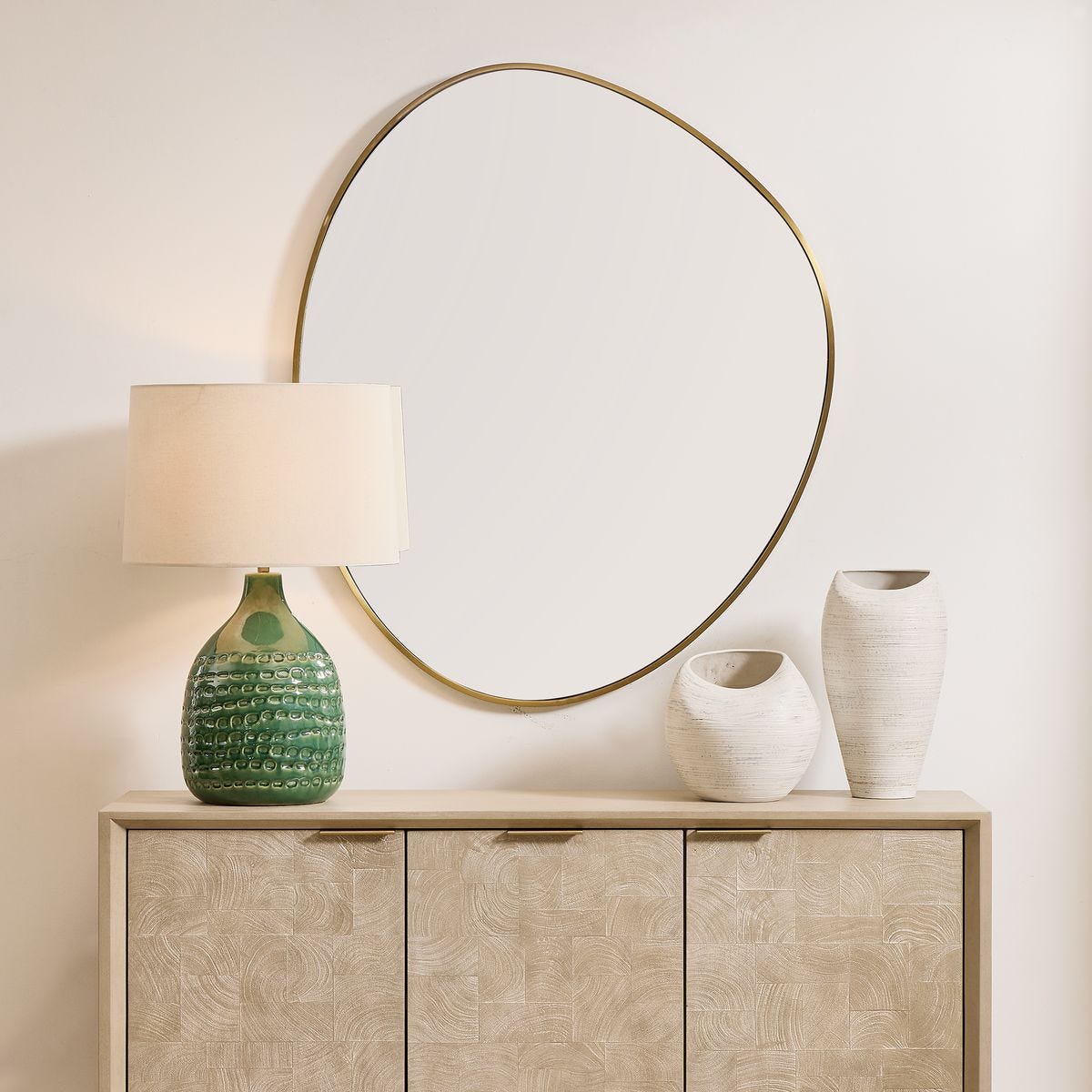 Curated Mirror