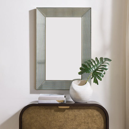 Curated Mirror