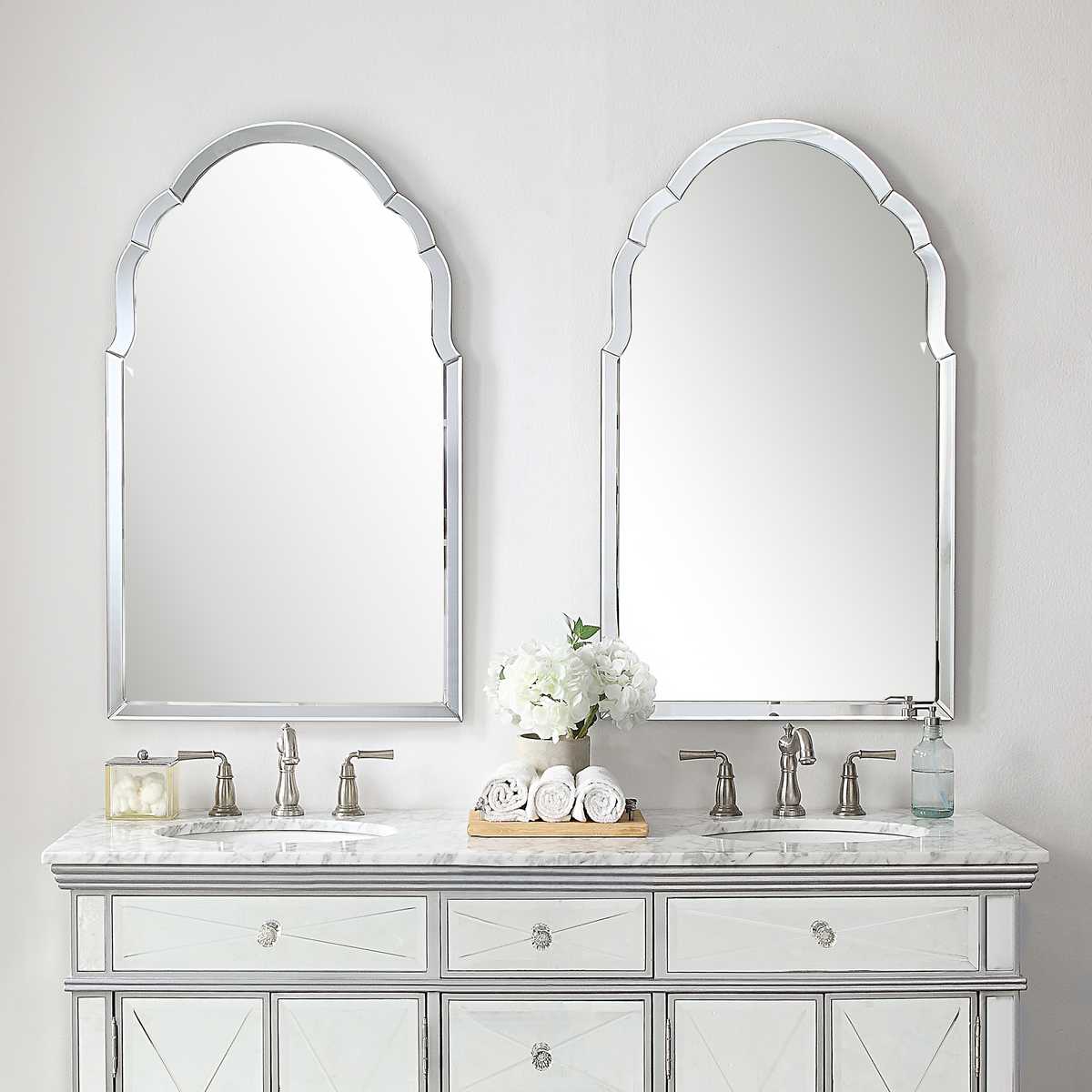 Curated Mirror