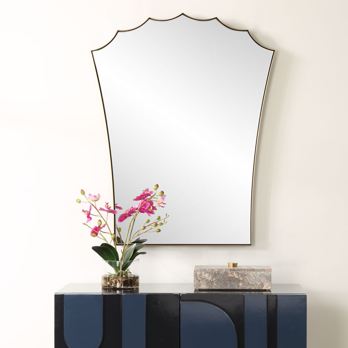 Curated Mirror