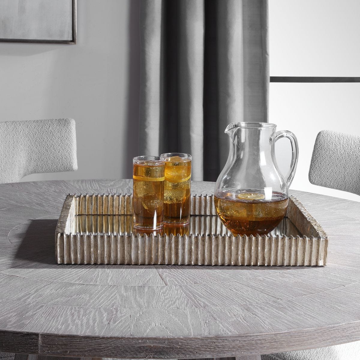 Refined Decor Accent