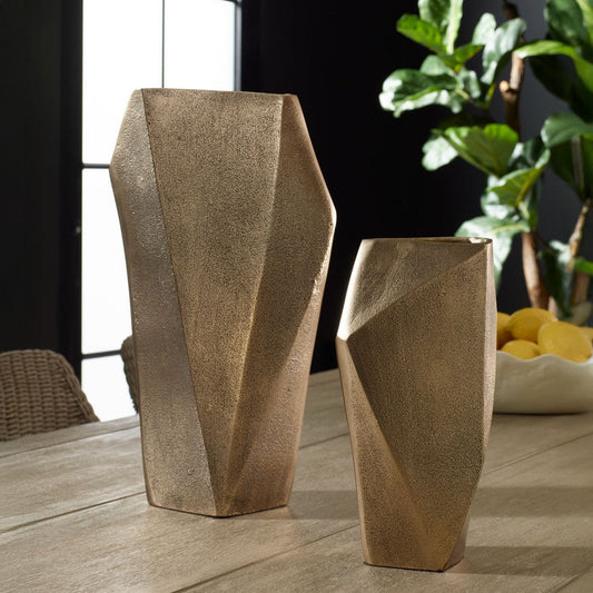Modern Outdoor Furniture