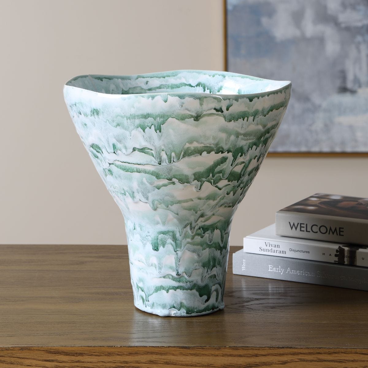 Vernon 8 Vase