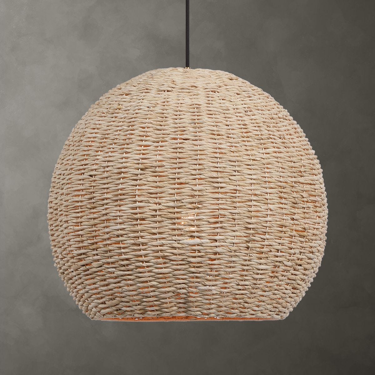 Refined Pendant