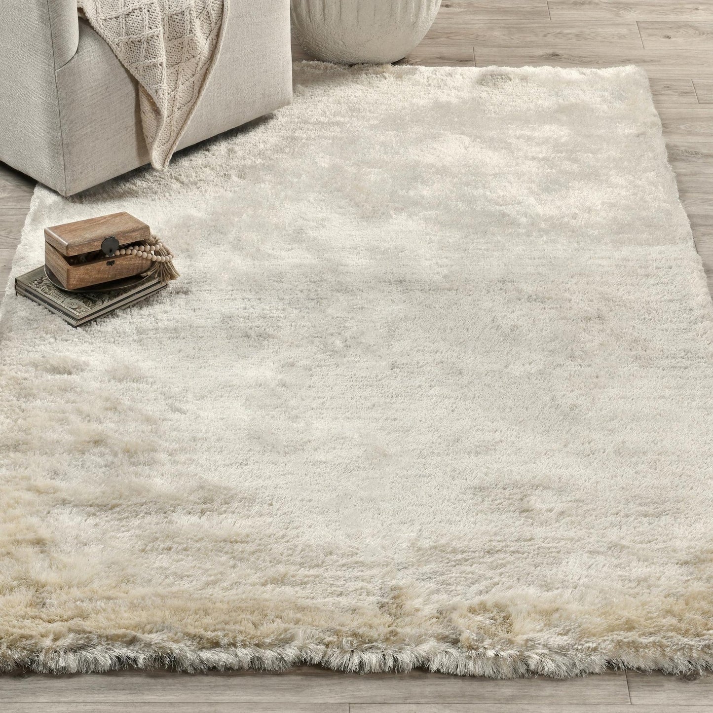 Ivory 80% Polyester Wool & Wool Blend Carter Shag Rug Collection