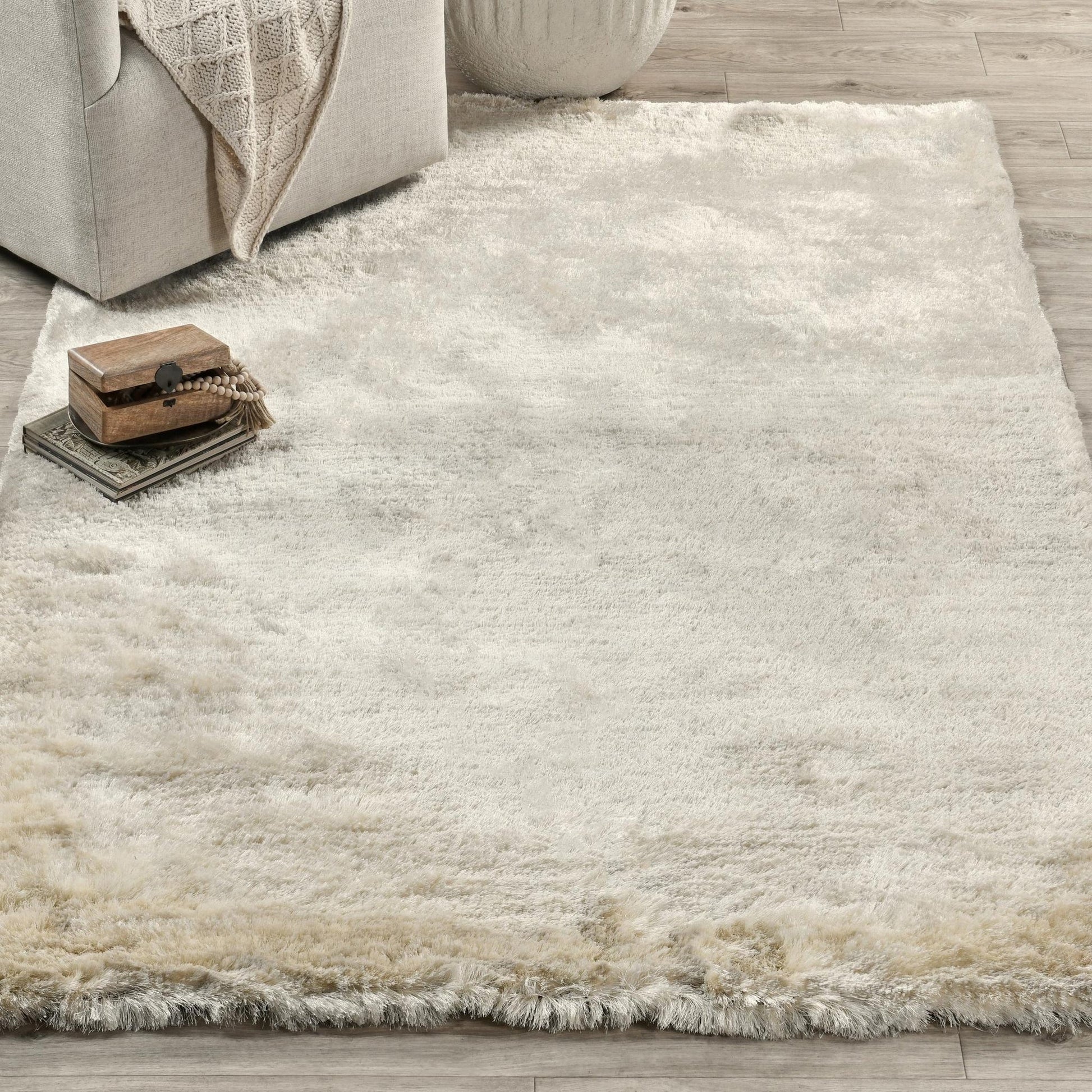 Ivory 80% Polyester Wool & Wool Blend Carter Shag Rug Collection