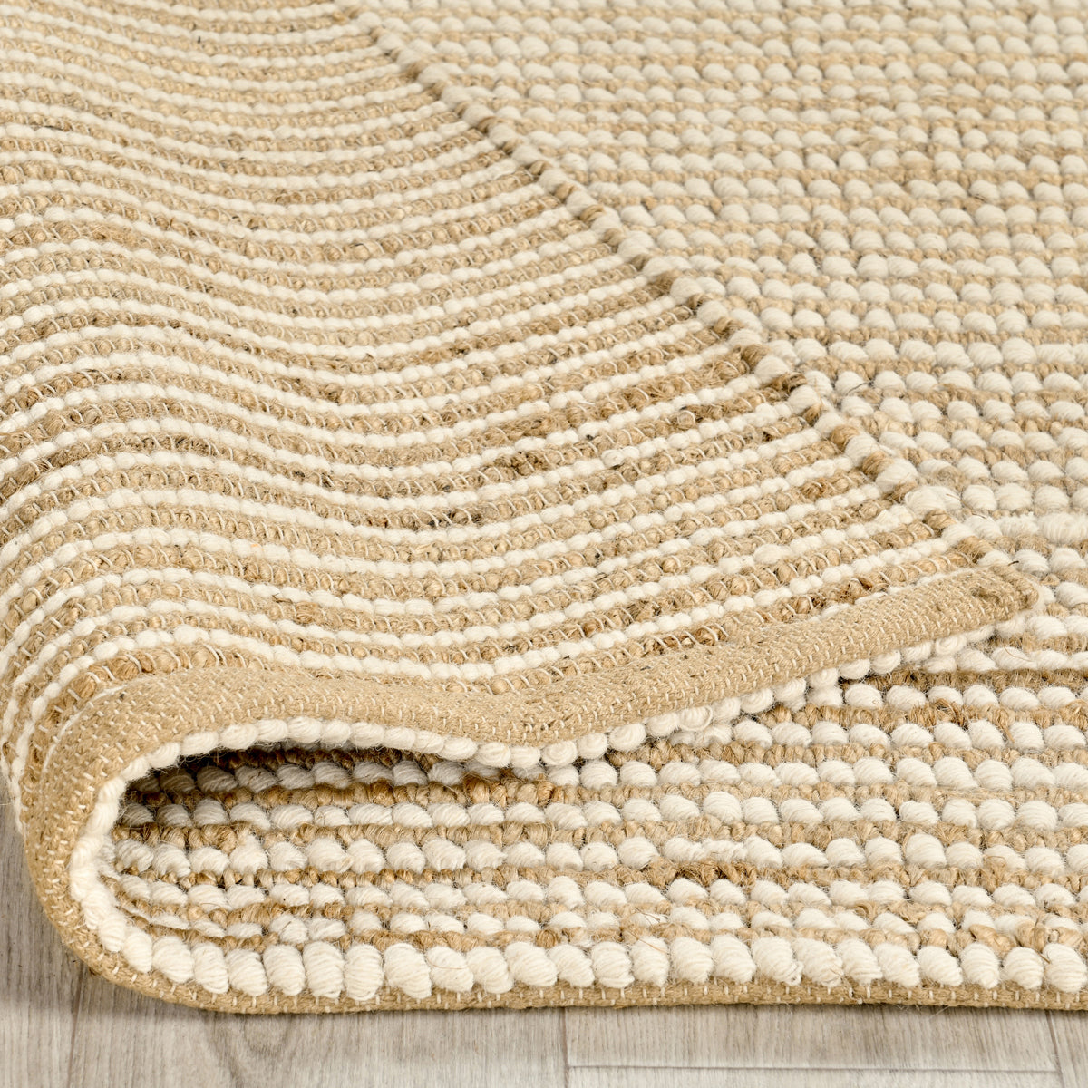 Ivory 50% Wool Wool & Wool Blend Valencia Rug Collection