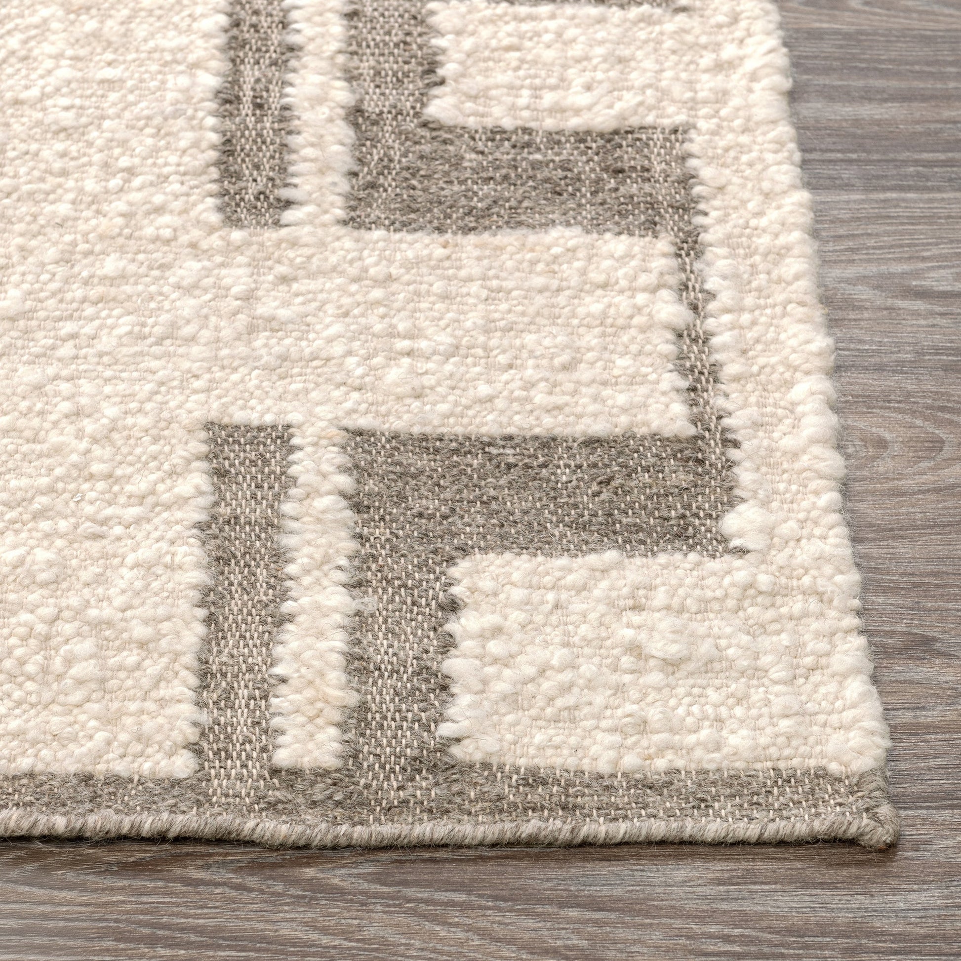 Charcoal/Ivory Wool & Wool Blend Kavala Rug Collection