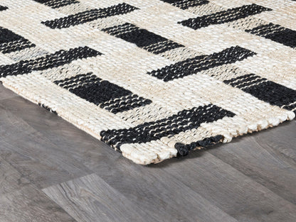 Ivory/Black Jute & Seagras Preston Rug Collection
