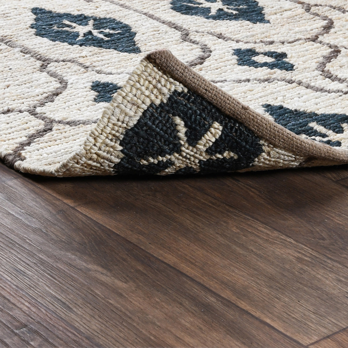 Ivory Multi 100% Jute Jute & Seagras Tanami Soumak Rug Collection