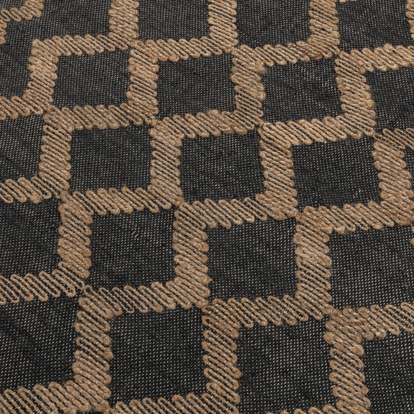 Black/Natural 80% Jute Jute & Seagras Gobi Rug Collection