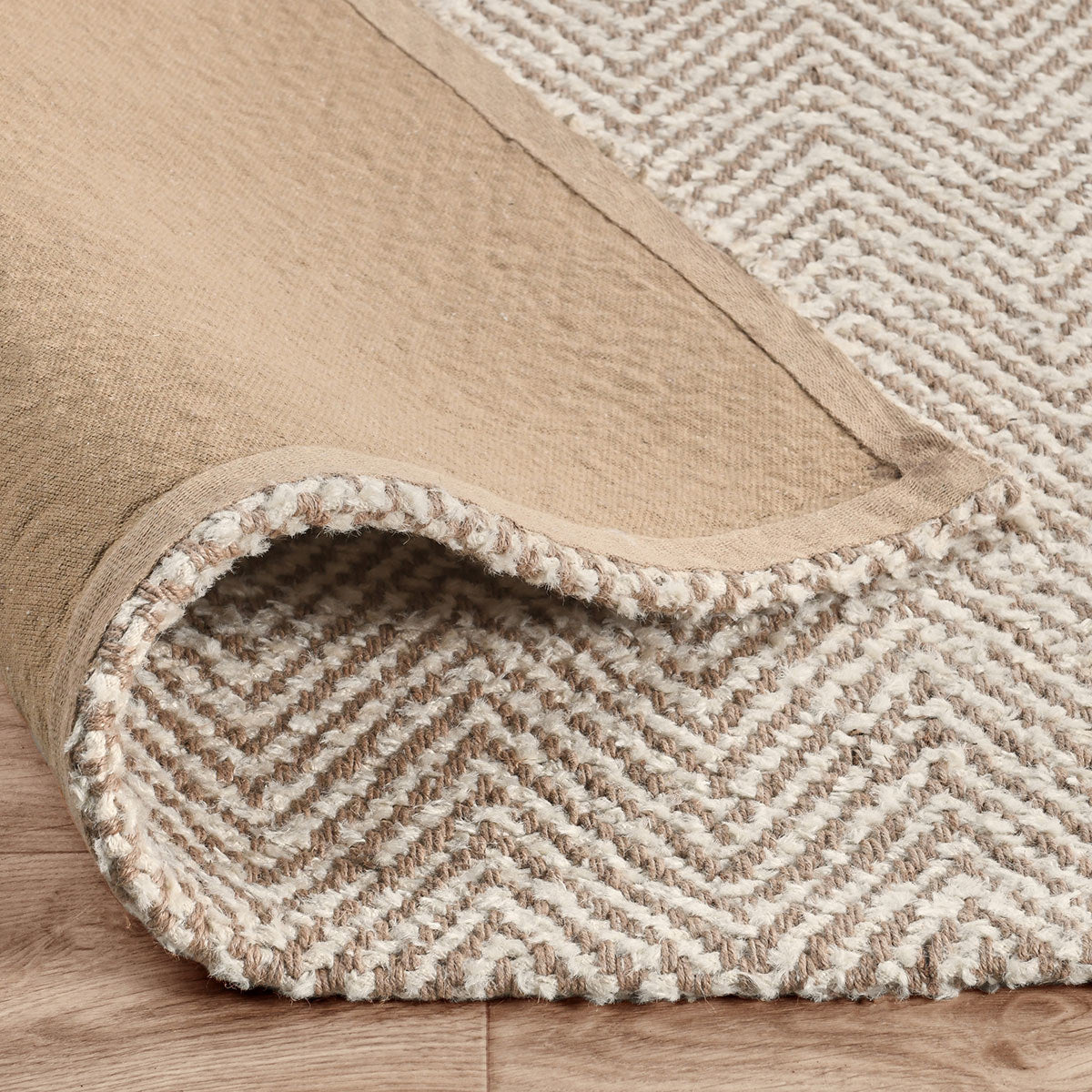 Chenille Ivory/Natural Jute & Seagras Herringbone Rug Collection