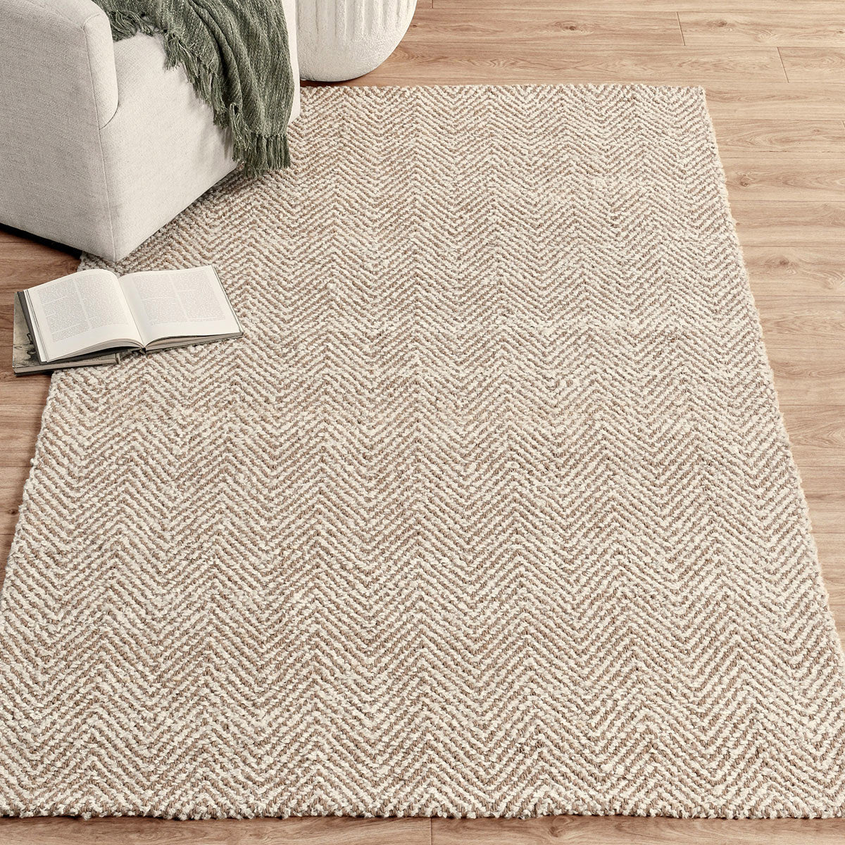Chenille Ivory/Natural Jute & Seagras Herringbone Rug Collection