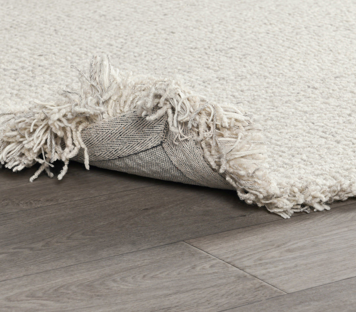 Ivory 70% Wool Wool & Wool Blend Bradbury Wool Rug Collection