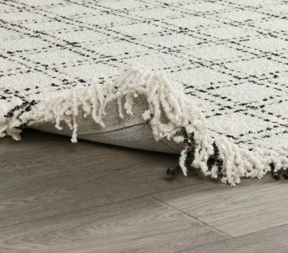 Check Ivory/Black Wool & Wool Blend Bradbury Wool Rug Collection