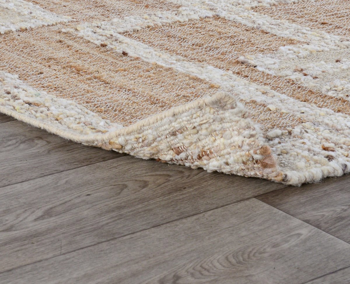 Natural/Ivory 50% Jute Wool & Wool Blend Muda Rug Collection