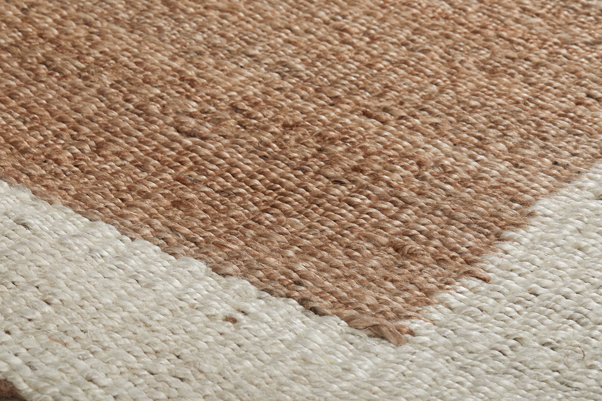 Natural/Ivory Jute & Seagras Frame Rug Collection