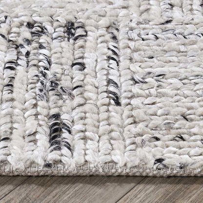 Ivory/Black 60% Wool Wool & Wool Blend Sosa Rug Collection
