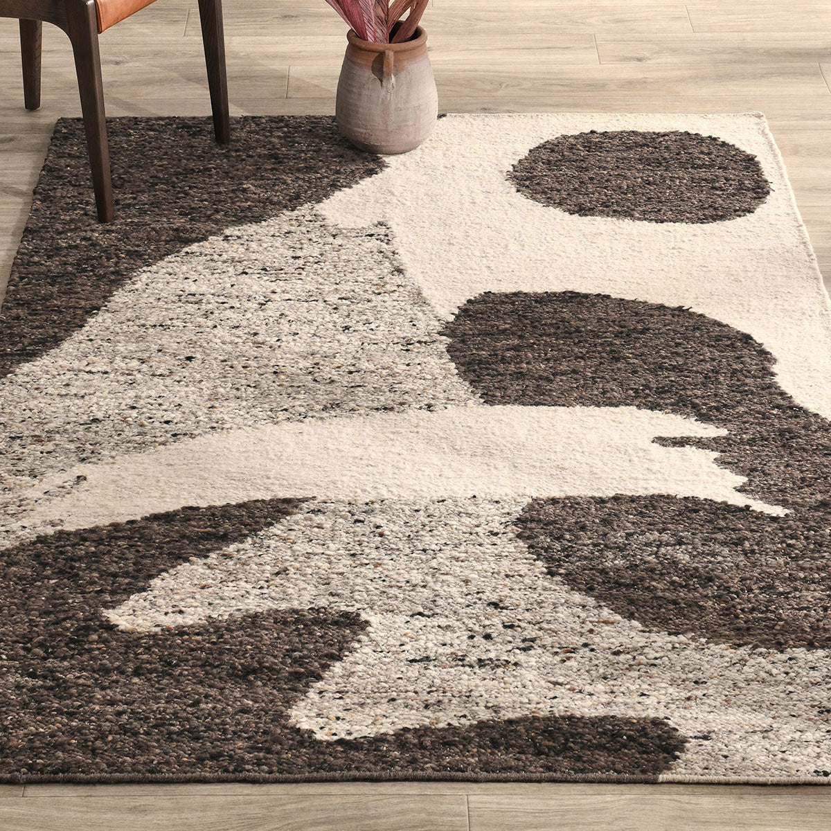 Cedar Brown Multi 100% Wool Wool & Wool Blend Hesperia Rug Collection