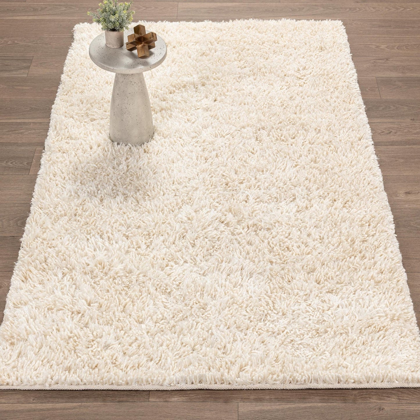 Ivory 60% Wool Wool & Wool Blend Surrey Shag Collection