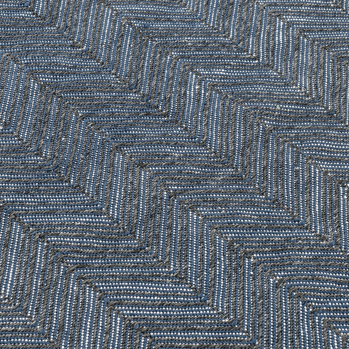 Navy 100% Polypropylene Performance Indoor/Outdoor Indoor/Outdoor Augusta Rug Collection