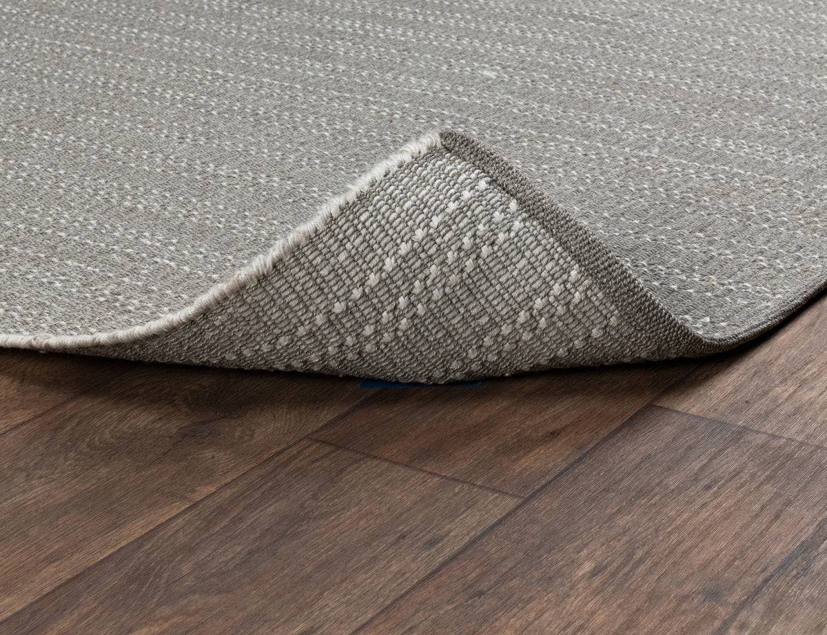 Pebble Gray 100% Polypropylene Performance Indoor/Outdoor Indoor/Outdoor Yuma Rug Collection