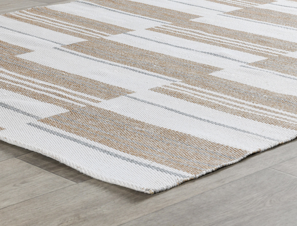 Stripe Ivory/Multi 100% Polypropylene Performance Indoor/Outdoor Indoor/Outdoor Colton Stripe Rug Collection