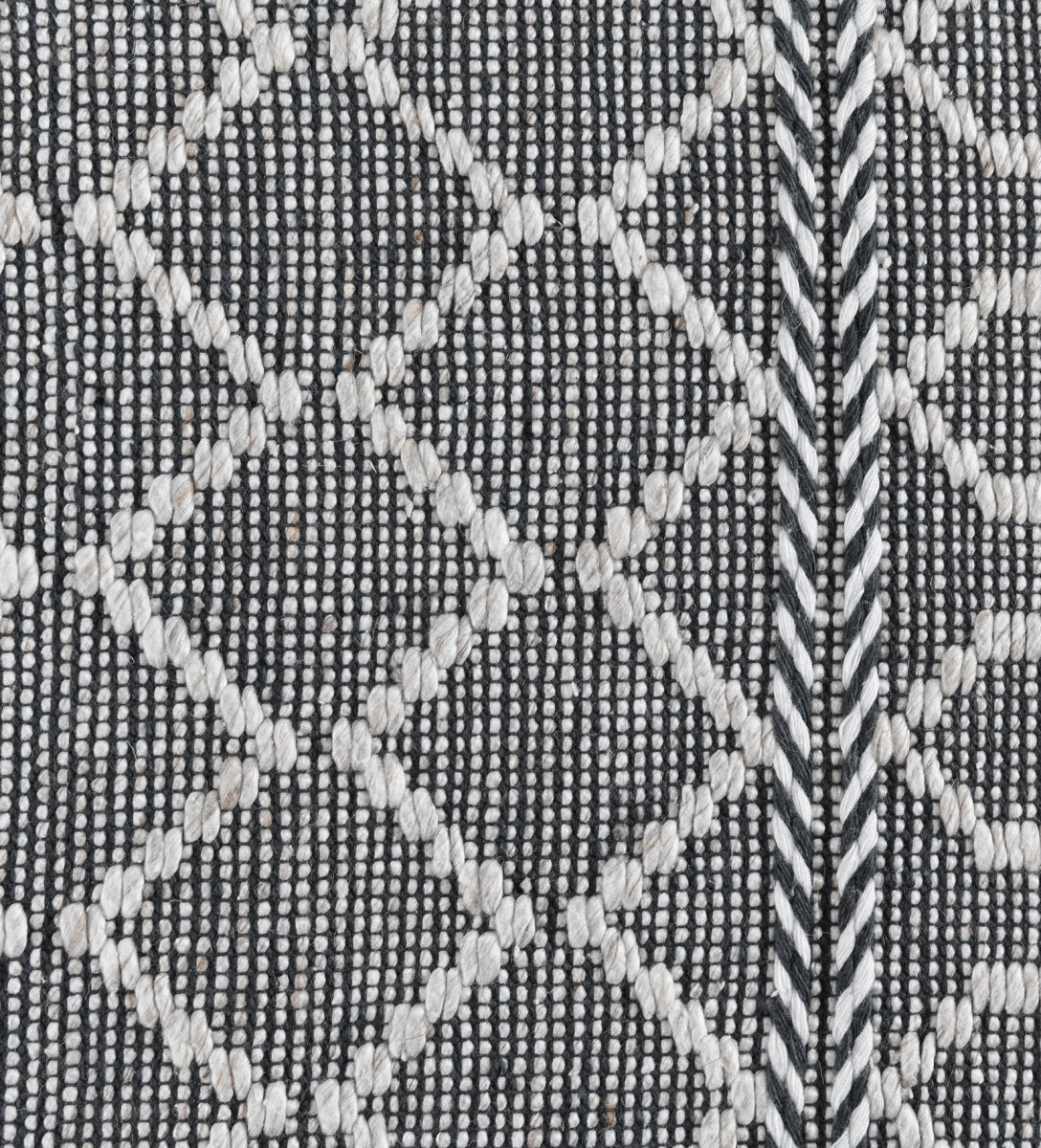 Green/Ivory 100% Recycled Polyester Performance Indoor/Outdoor Indoor/Outdoor Sonora Rug Collection