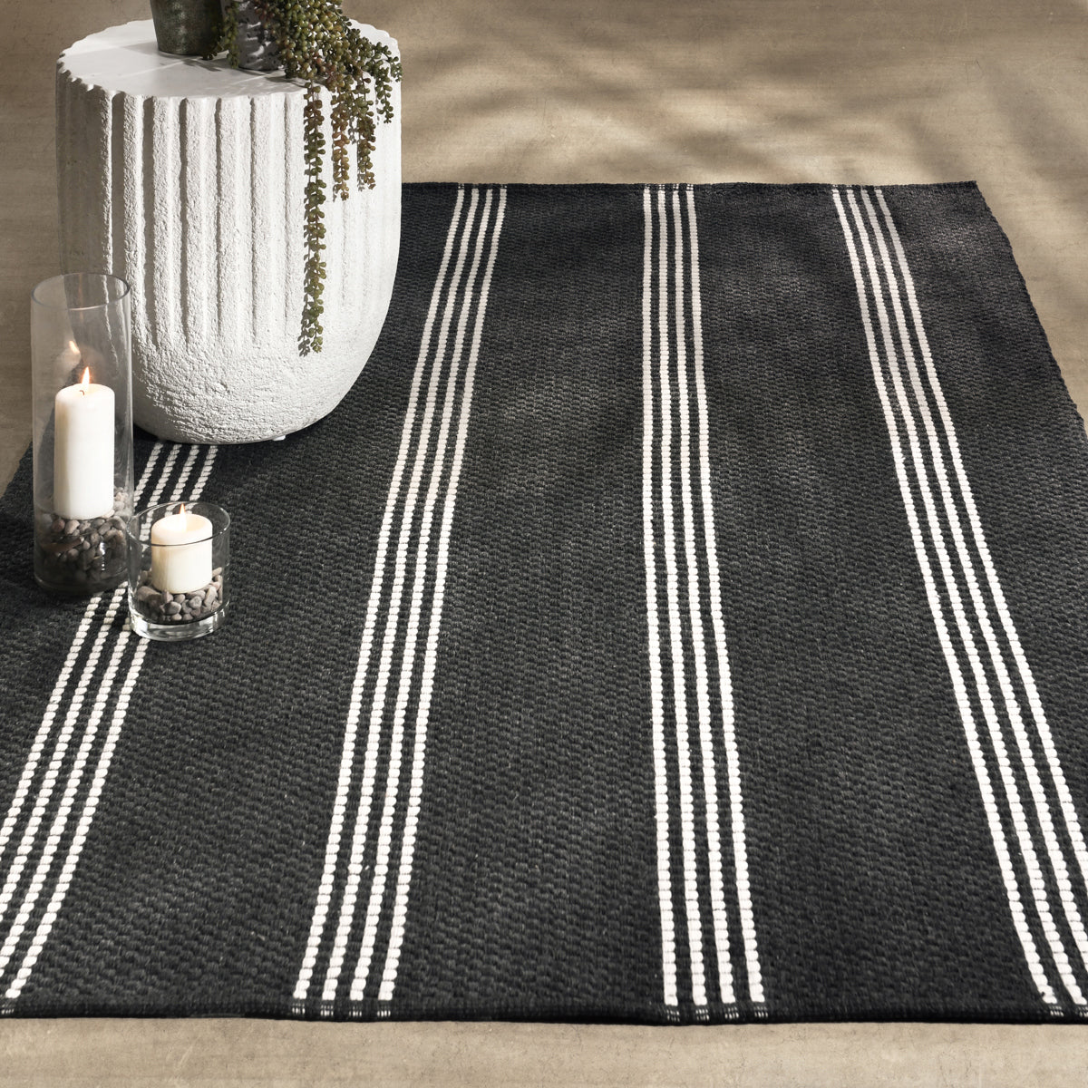 Charcoal/Ivory 100% Pet Yarn Performance Indoor/Outdoor Performance Sorrento Stripe Rug Collection