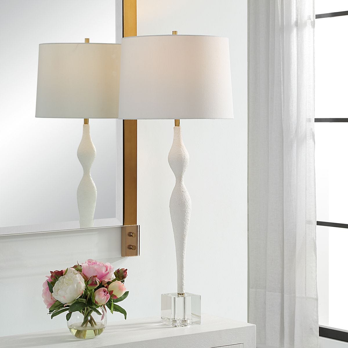 Refined Table Lamp