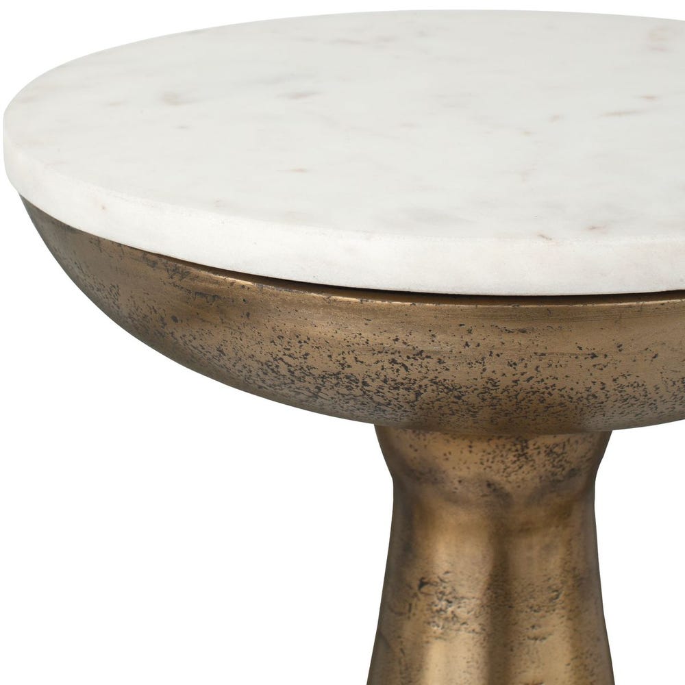 Refined Outdoor Furniture