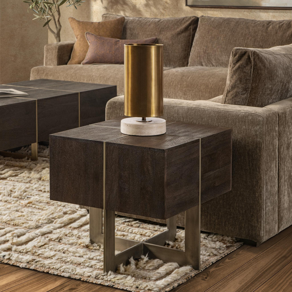 Ivory Ridge 5 End Table