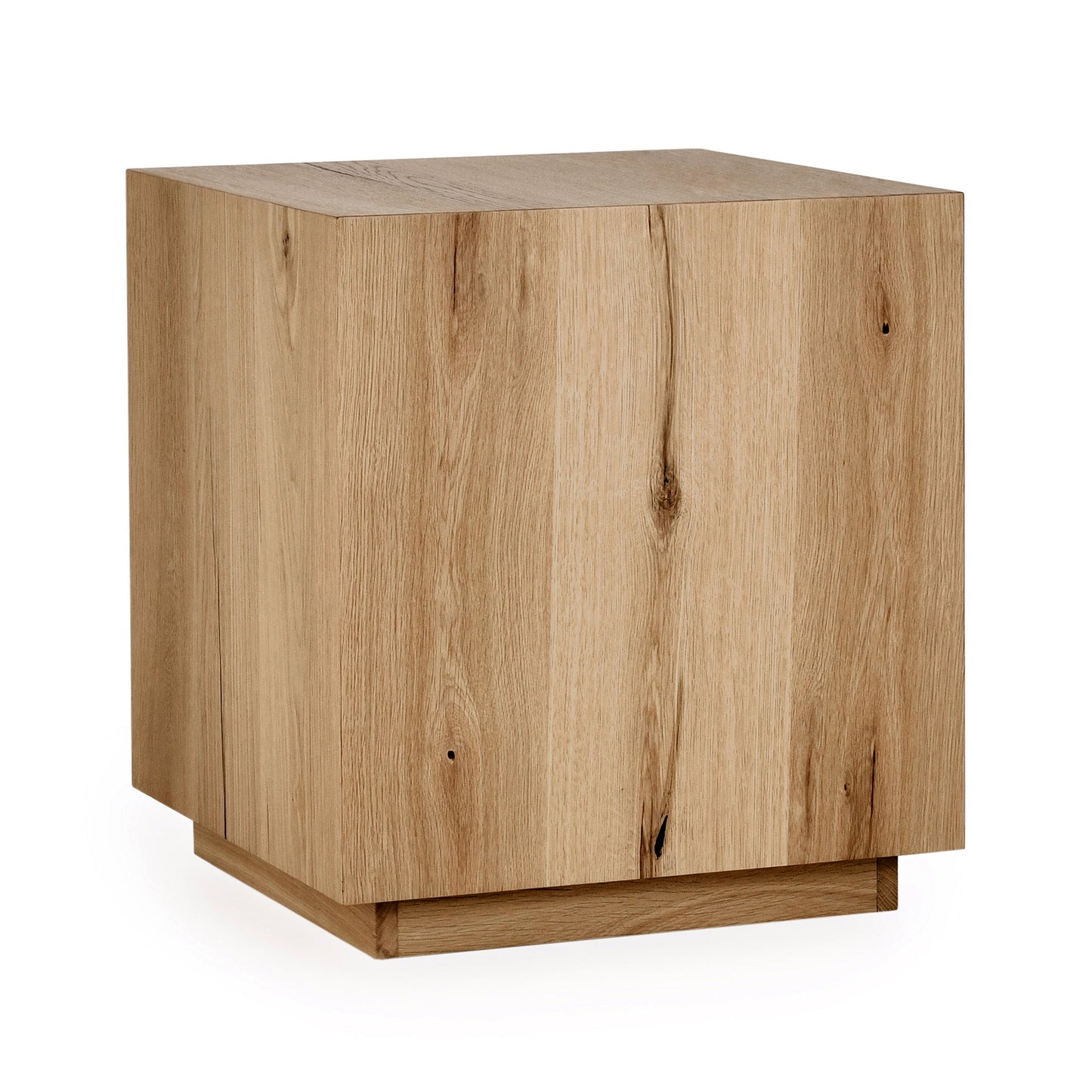 True Natural Oak Veneer Accent & End Table Layne End Table Collection