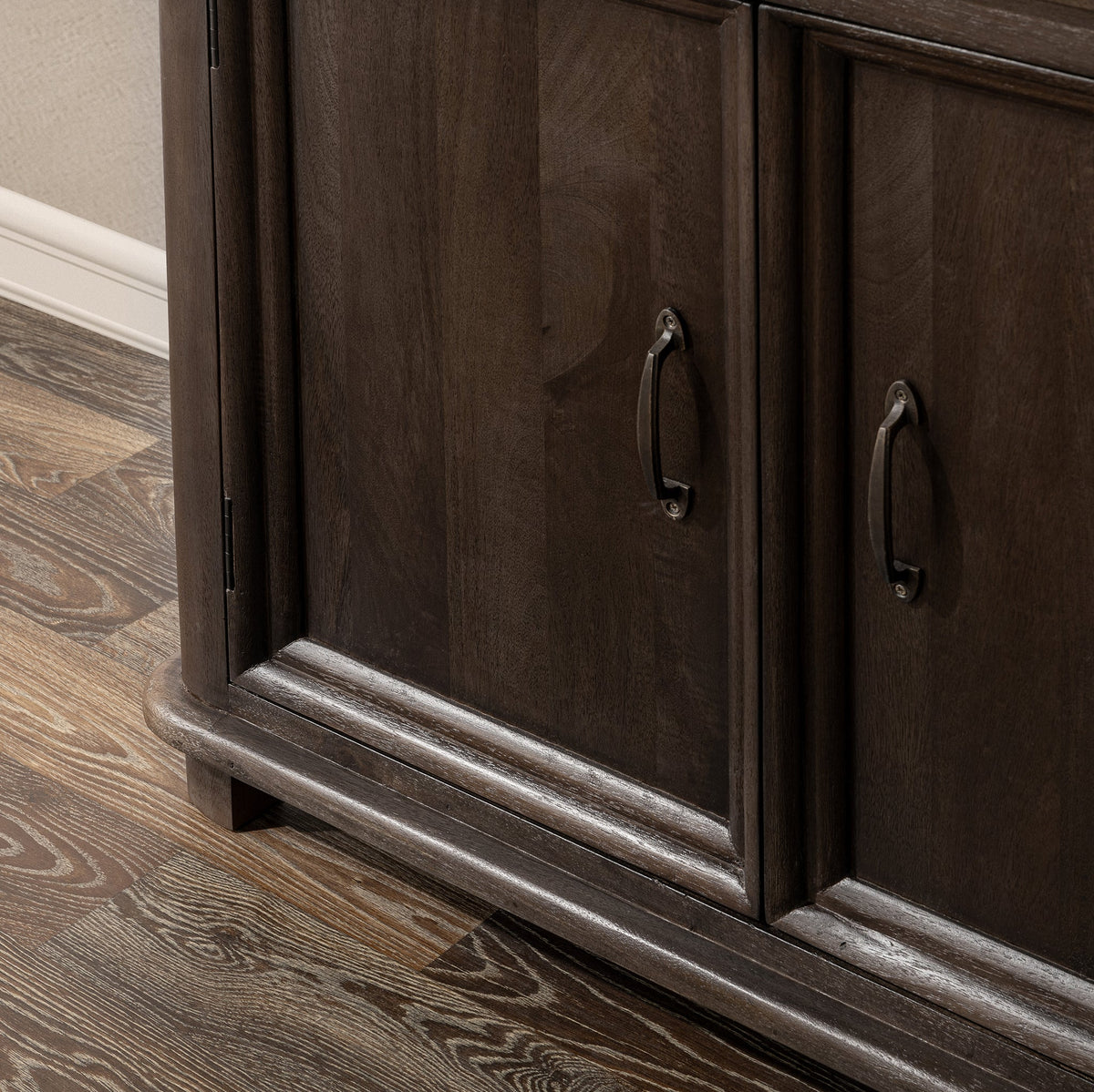 Dunhaven Cabinet