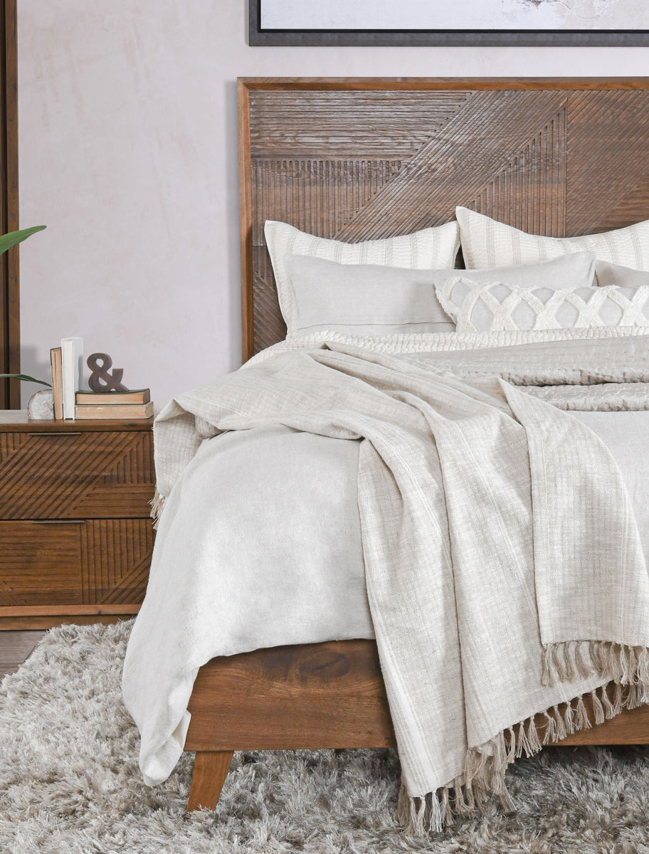 Honey Oak Veneer Queen Santa Barbara Bed Collection