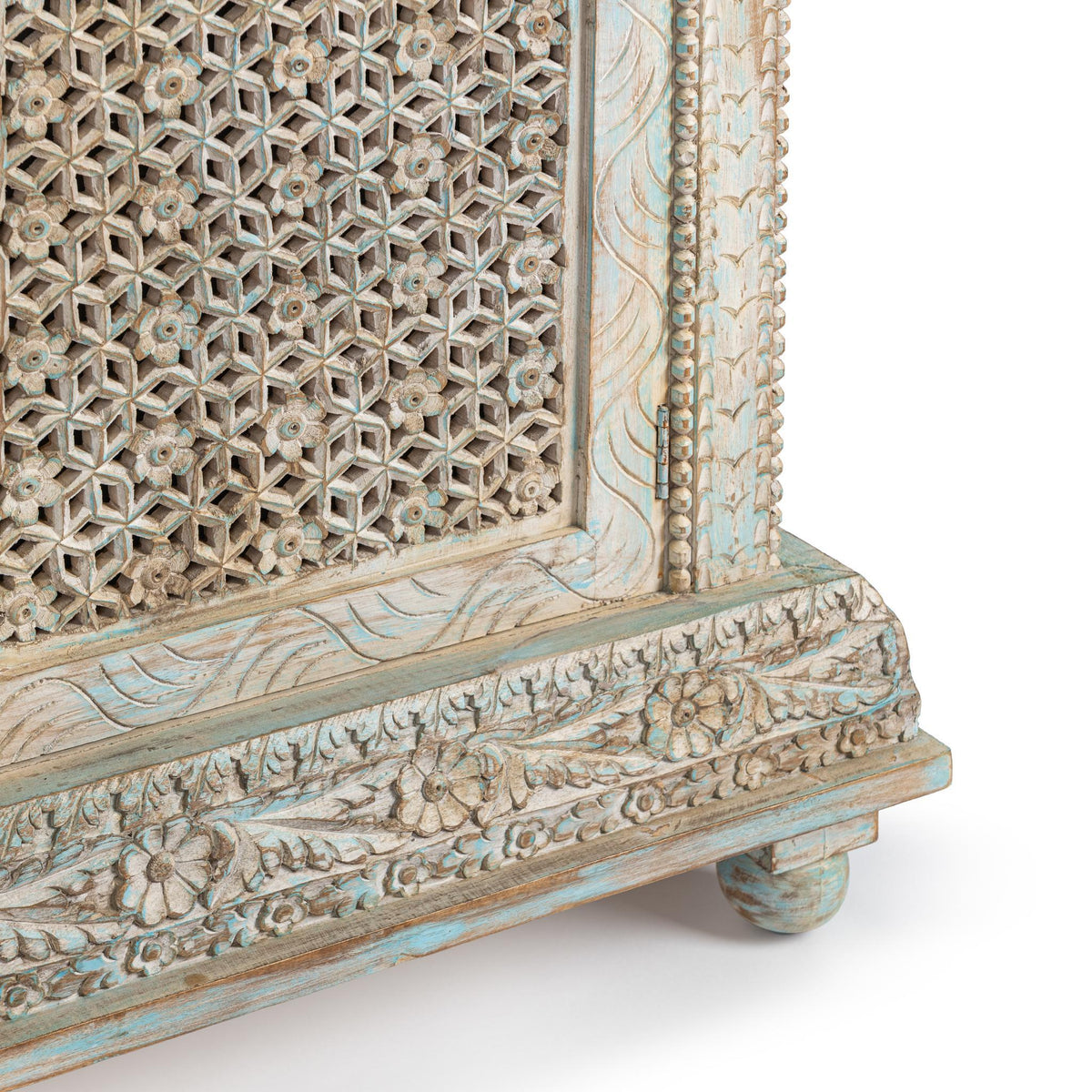 Curated Cabinet
