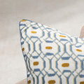 Oakmere 4 Pillow