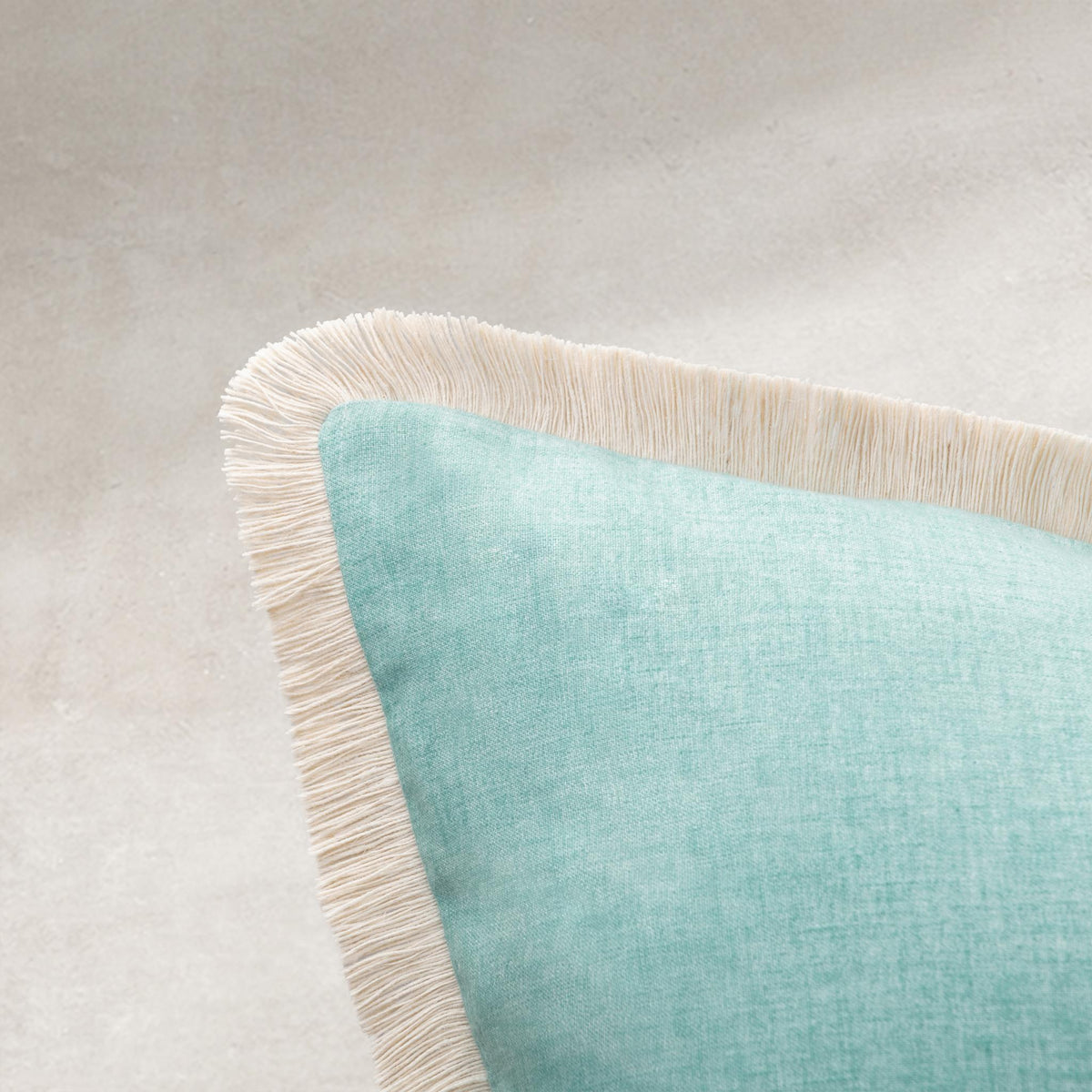 Valewood 4 Pillow
