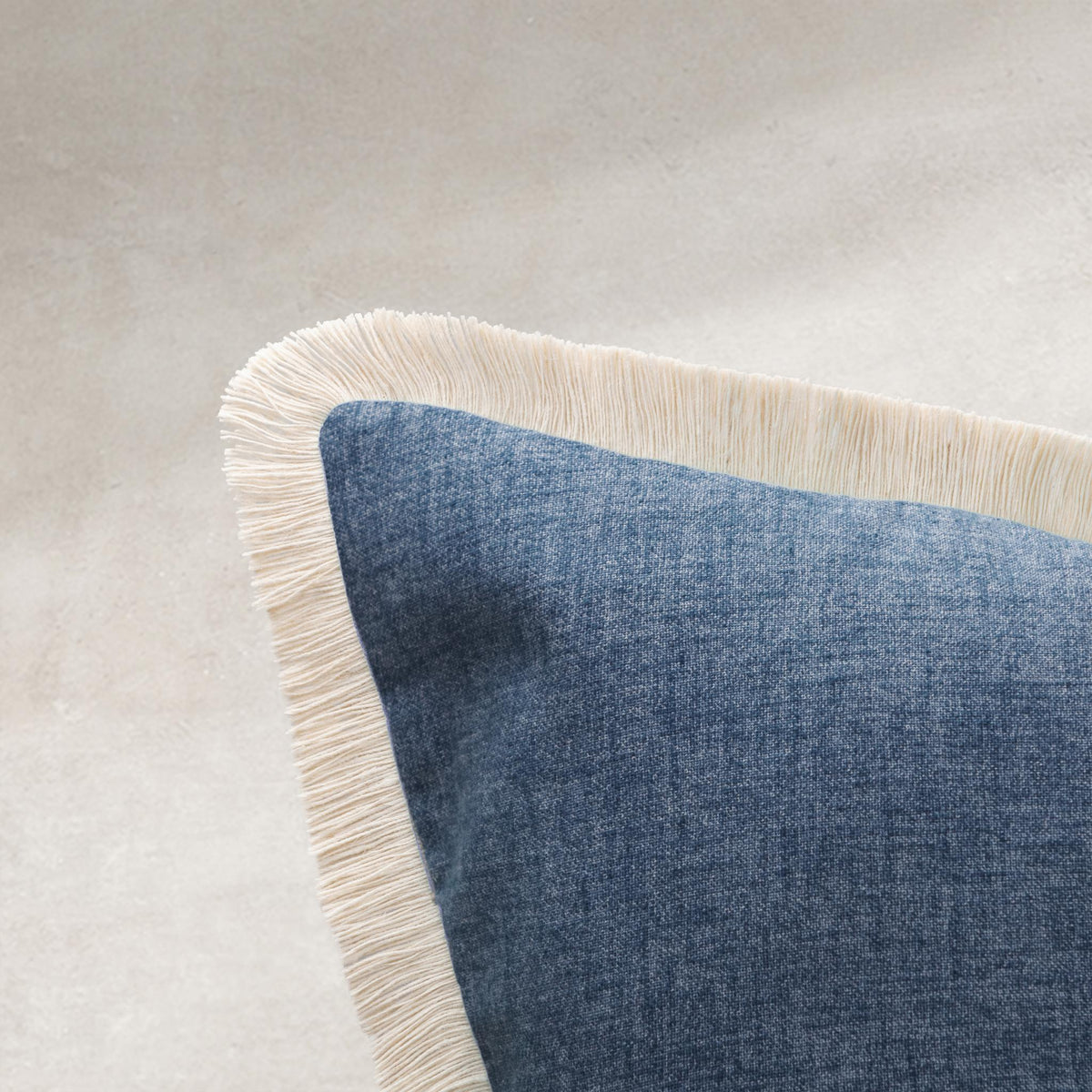 Valewood 4 Pillow