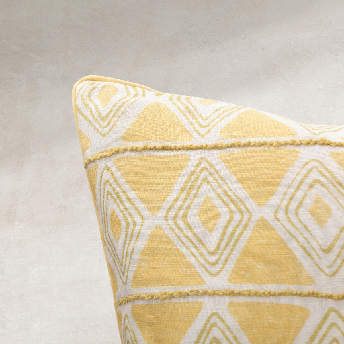 Heritage Pillows & Throw