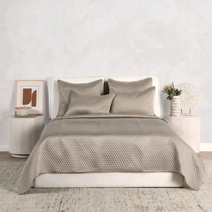 Ellery Quilt Collection