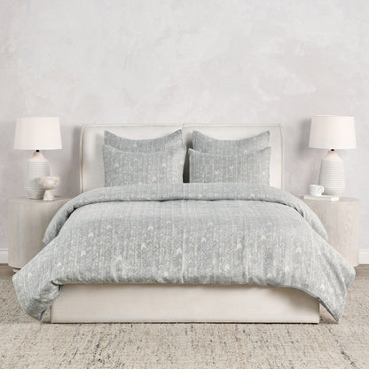 Hollis 3 Duvet Collection