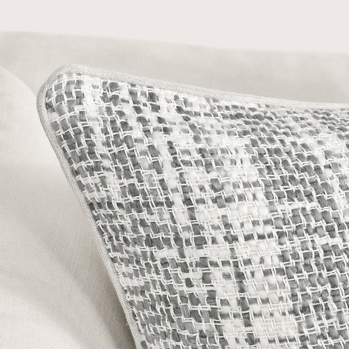 Gray/Ivory Textured Linen Blend Pattern TW Brax 22x22 Collection