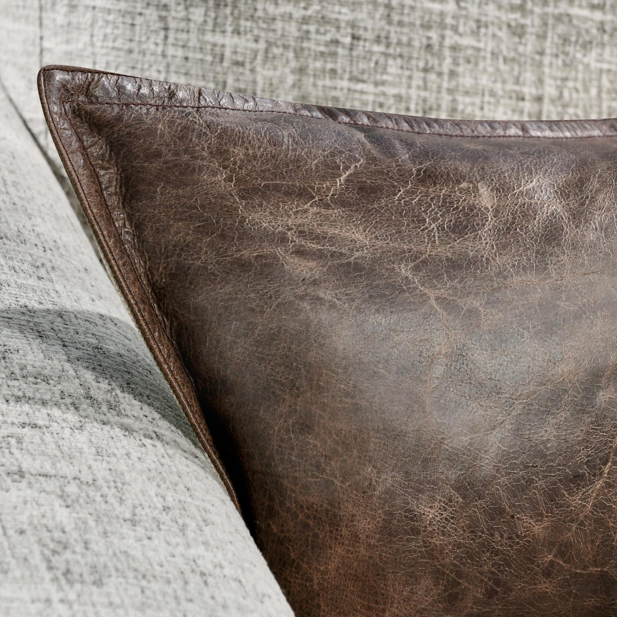 Evermont 4 Pillow