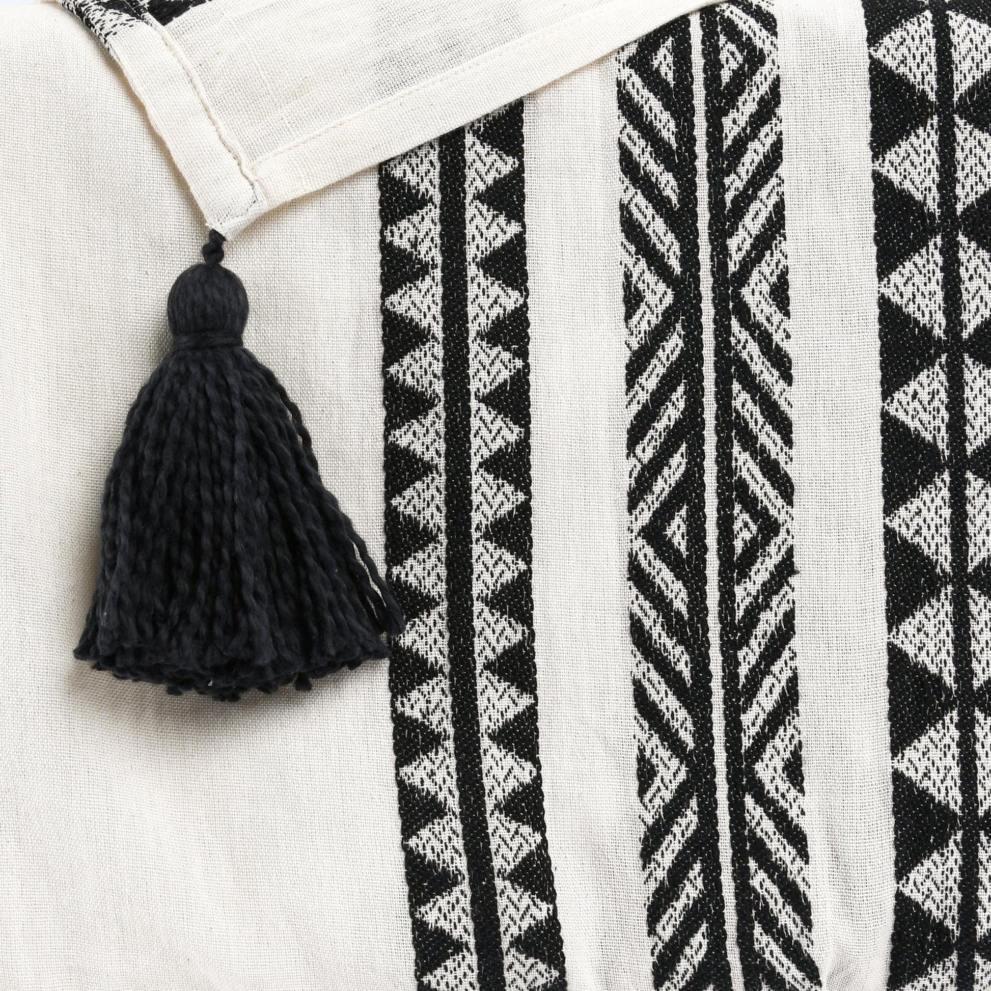 Black/Ivory 100% Cotton Blankets & Throw TC Endora Throw Collection