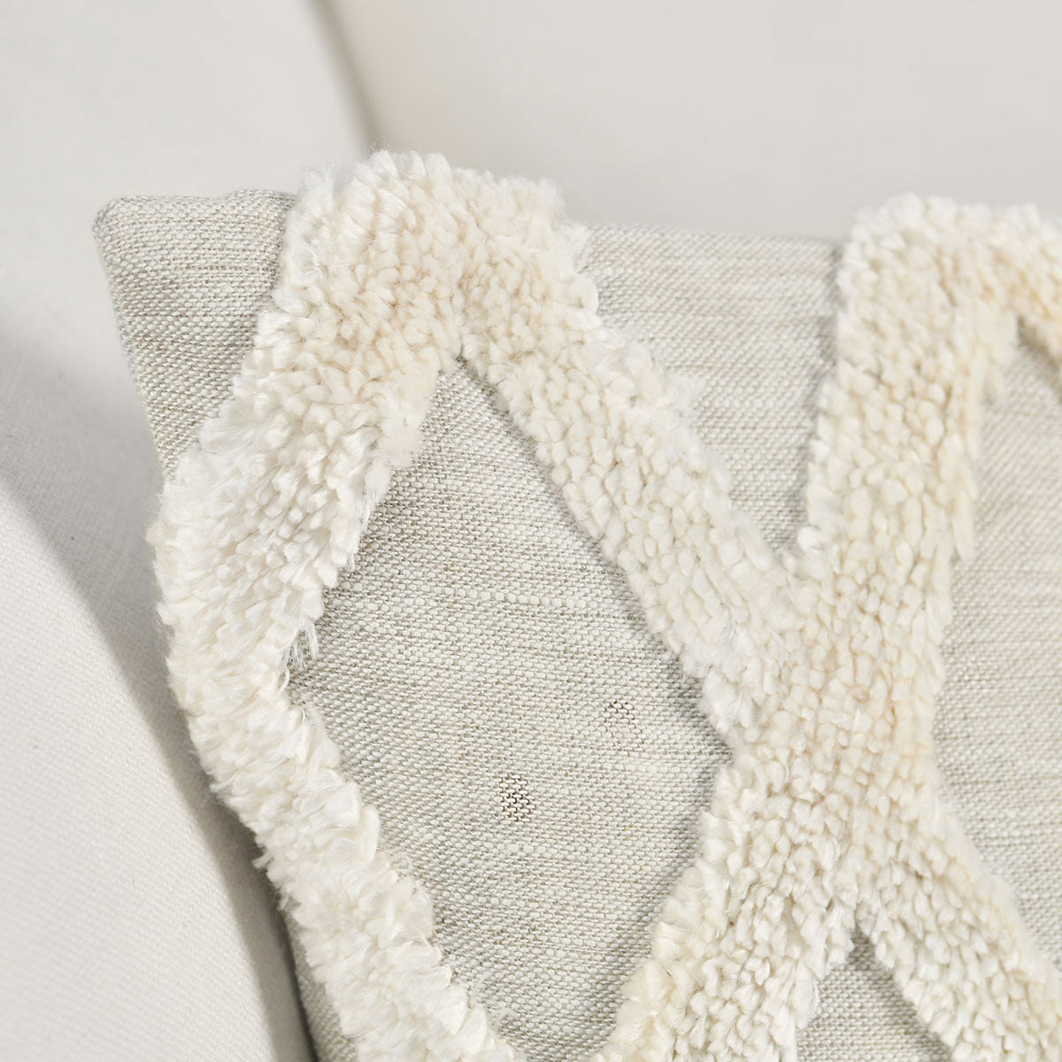 Natural/Ivory Pattern IN Ellett 16x36 Collection