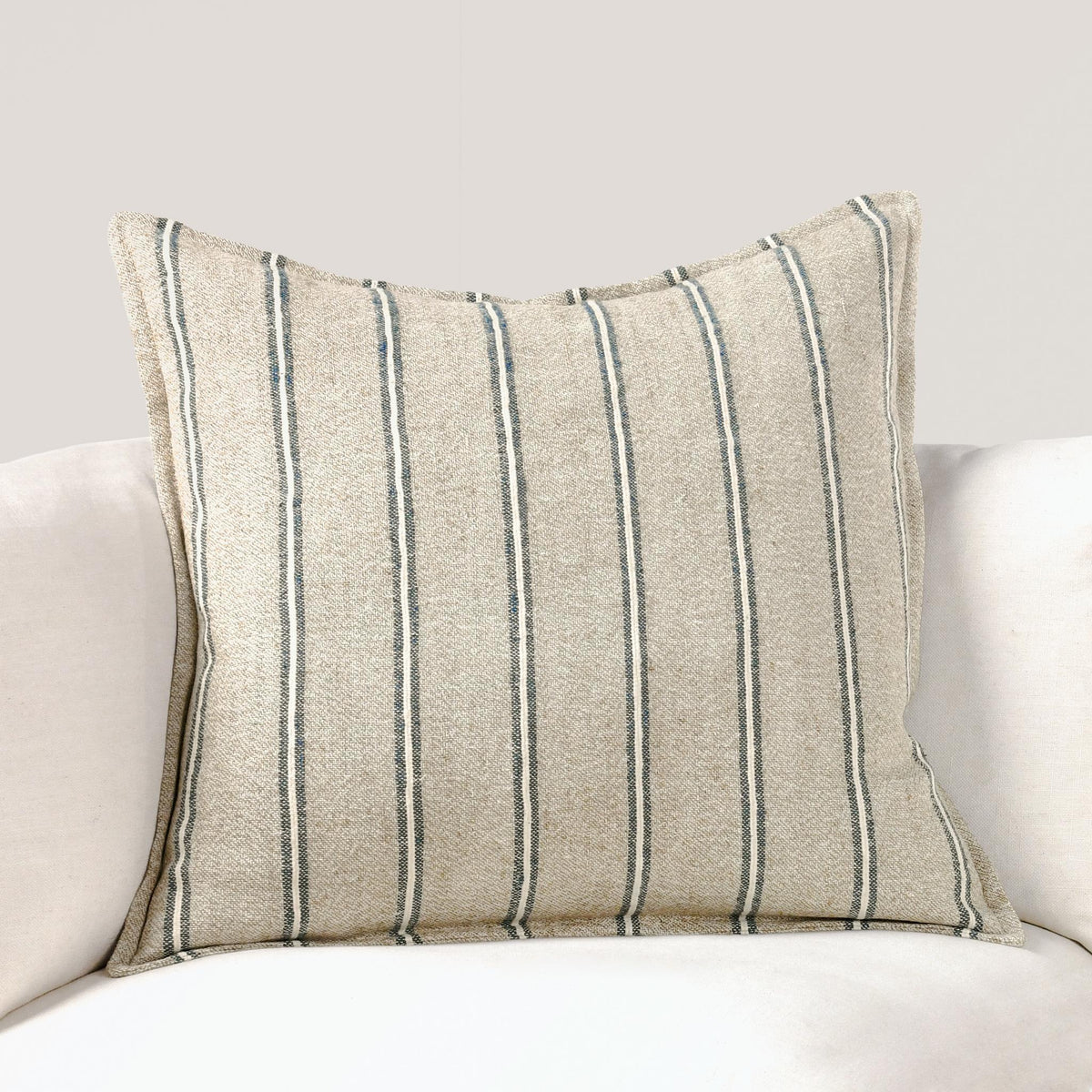 Signature Pillows & Throw